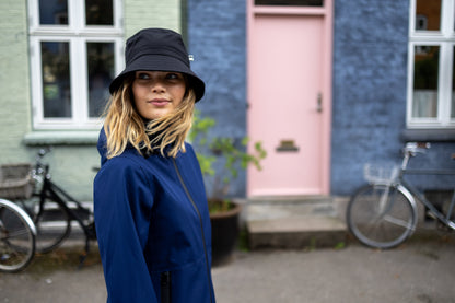 The Danedogwalker Raincoat Dk Navy
