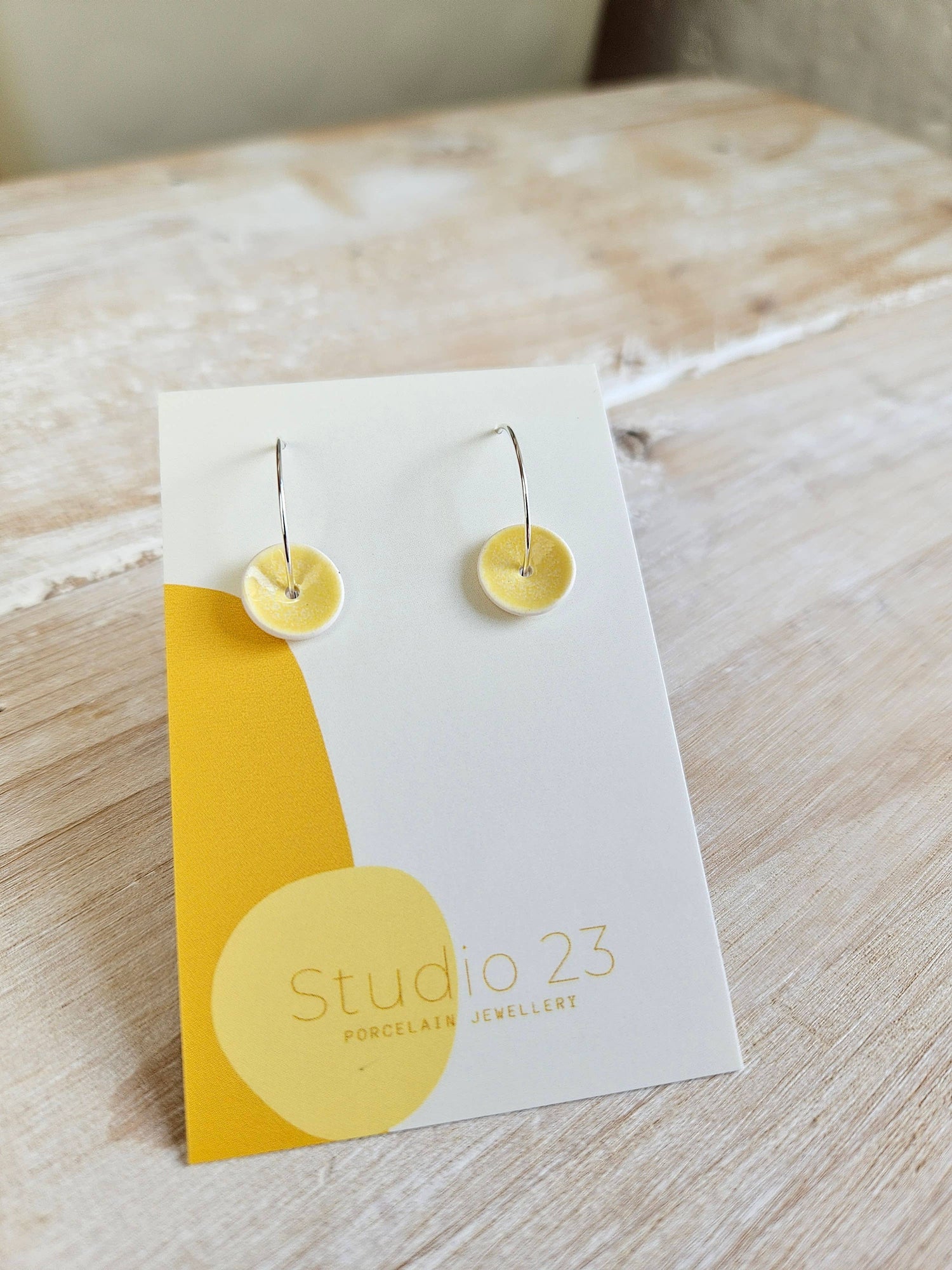 Curved Drop Earring Pair Lemon