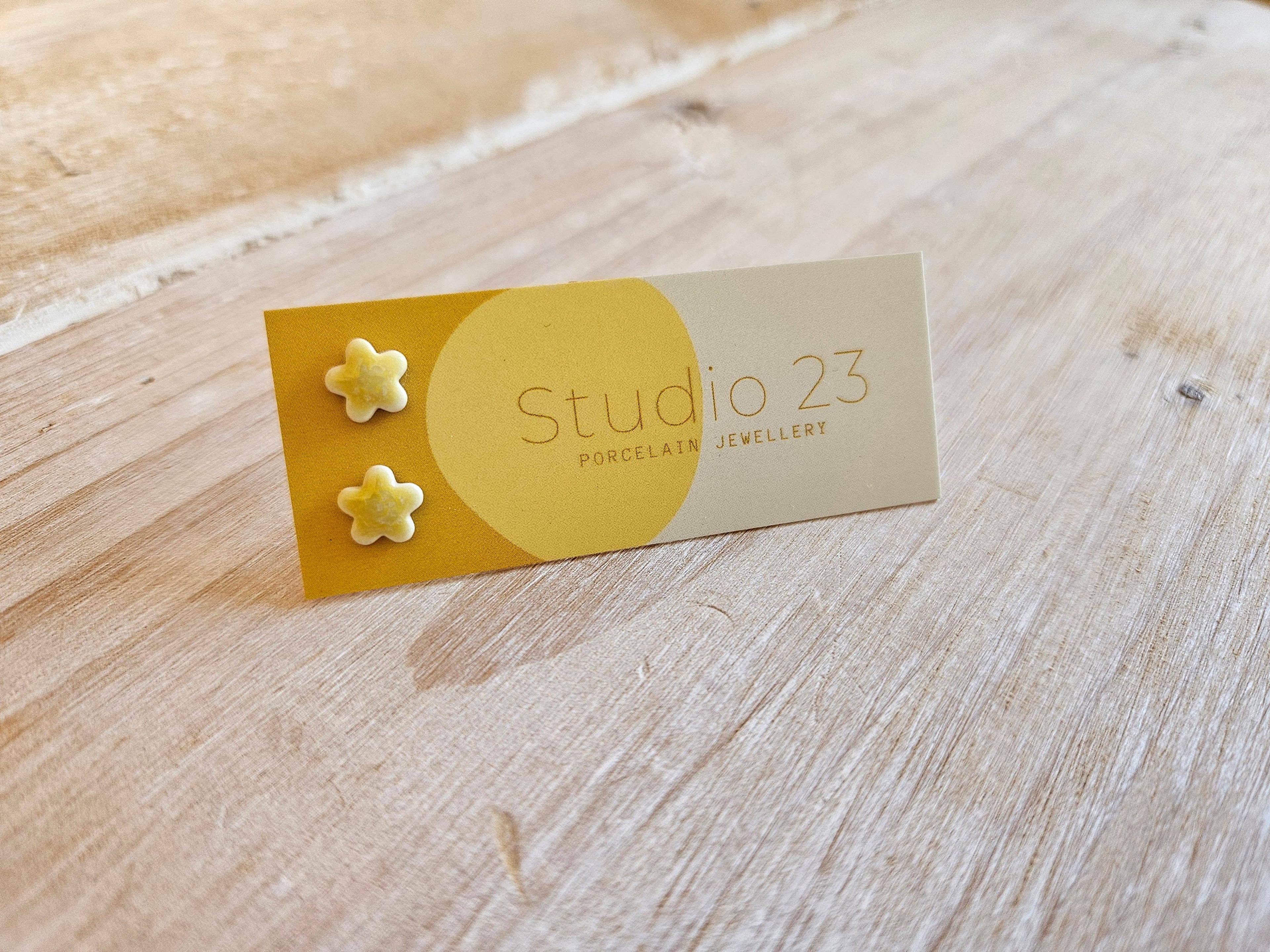 Studio 23 Stud Flower Earrings Pair Coral