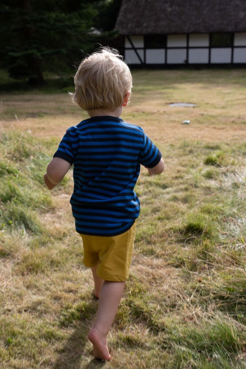 ESS - Merry Shorts Mellow Yellow