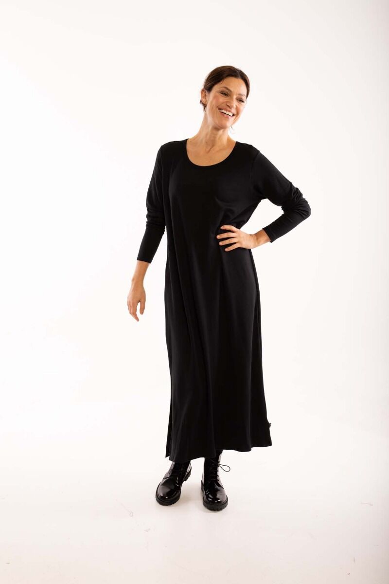 Danecasilda LS Viscose Dress Black