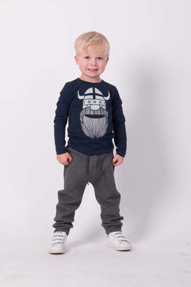 NOOS Danonsdag Tee Navy ERIK