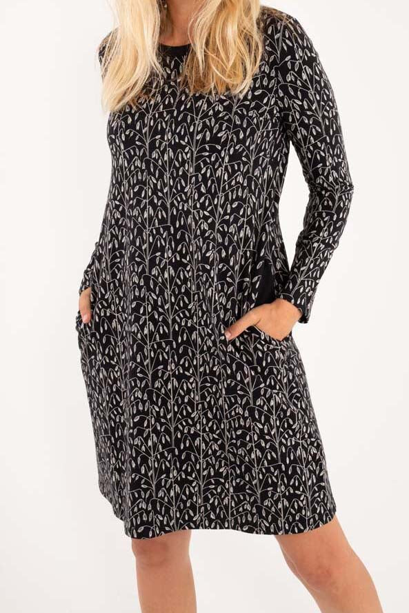 Danevibeke Dress Black/Offwhite OATS