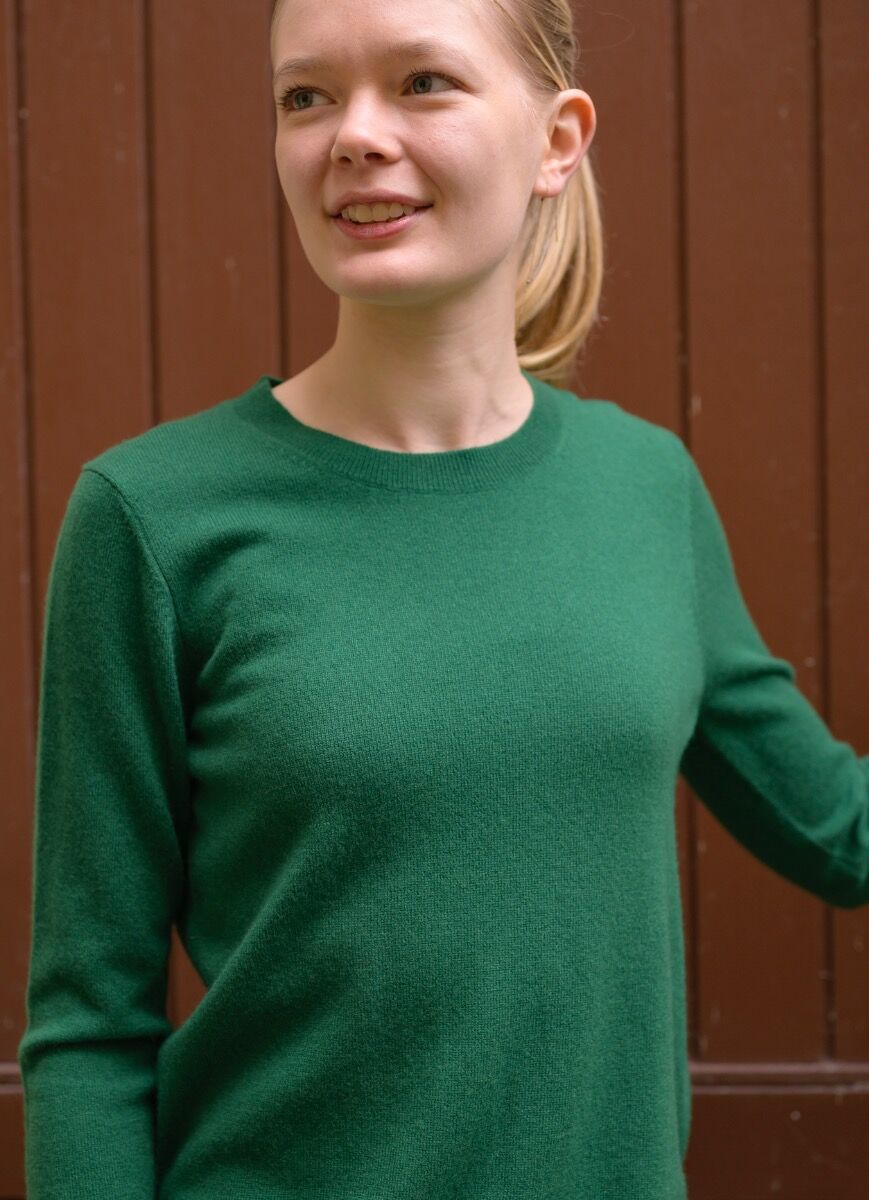ESS - Cashmere Kiss Sweater Tennis Green