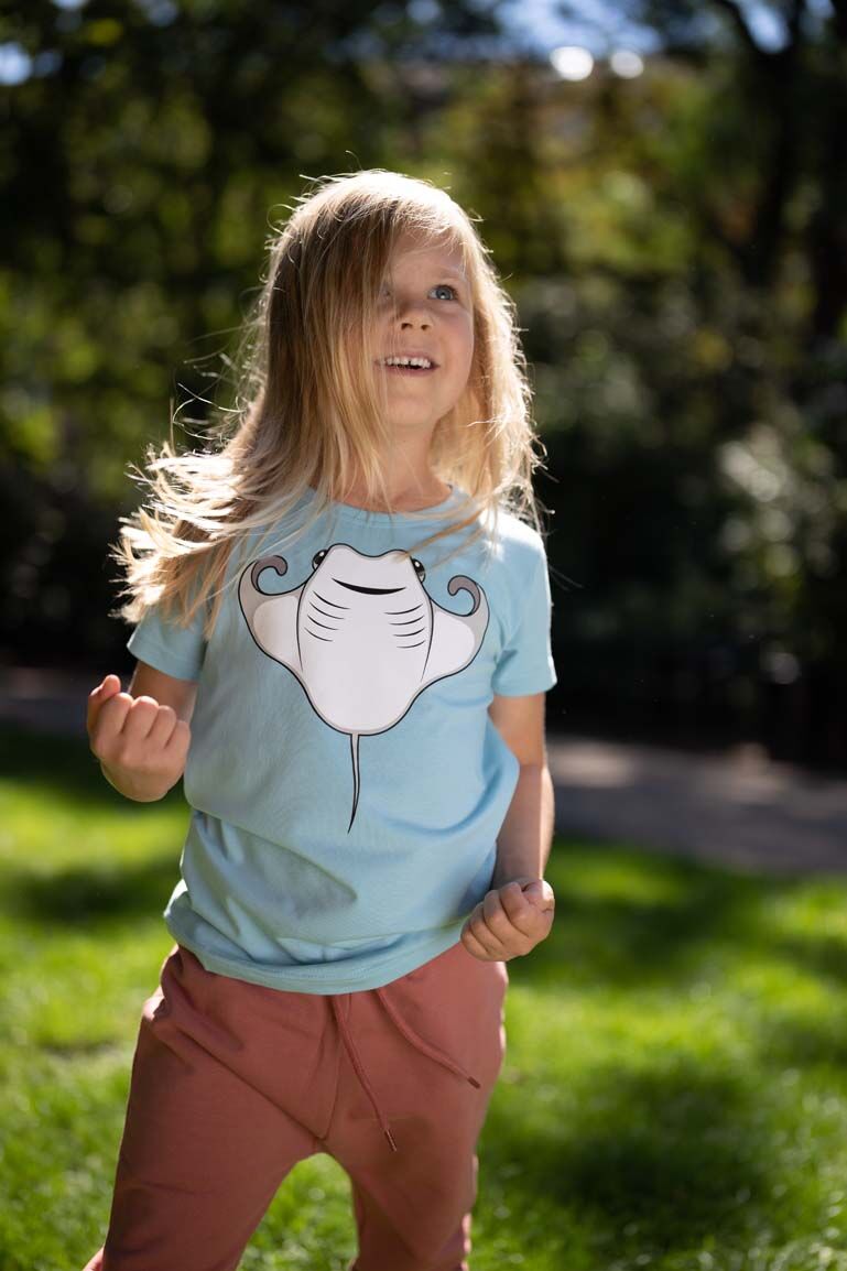 T-shirt til børn med rokke     