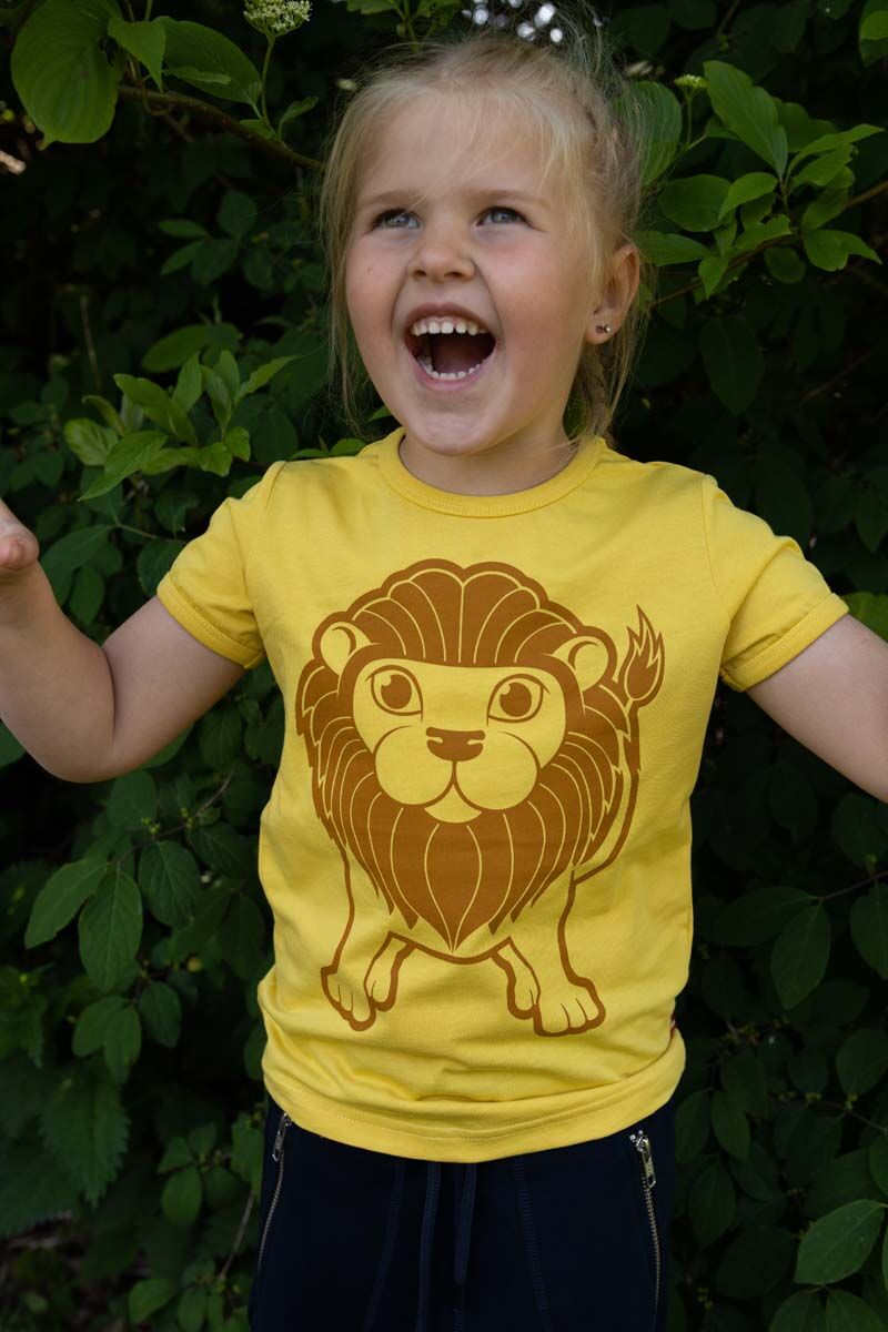 T-shirt til børn med løve