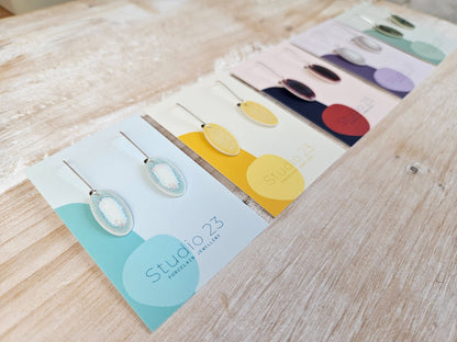 Fine ovale øreringe i porcelænsler fra Studio 23 Ceramics