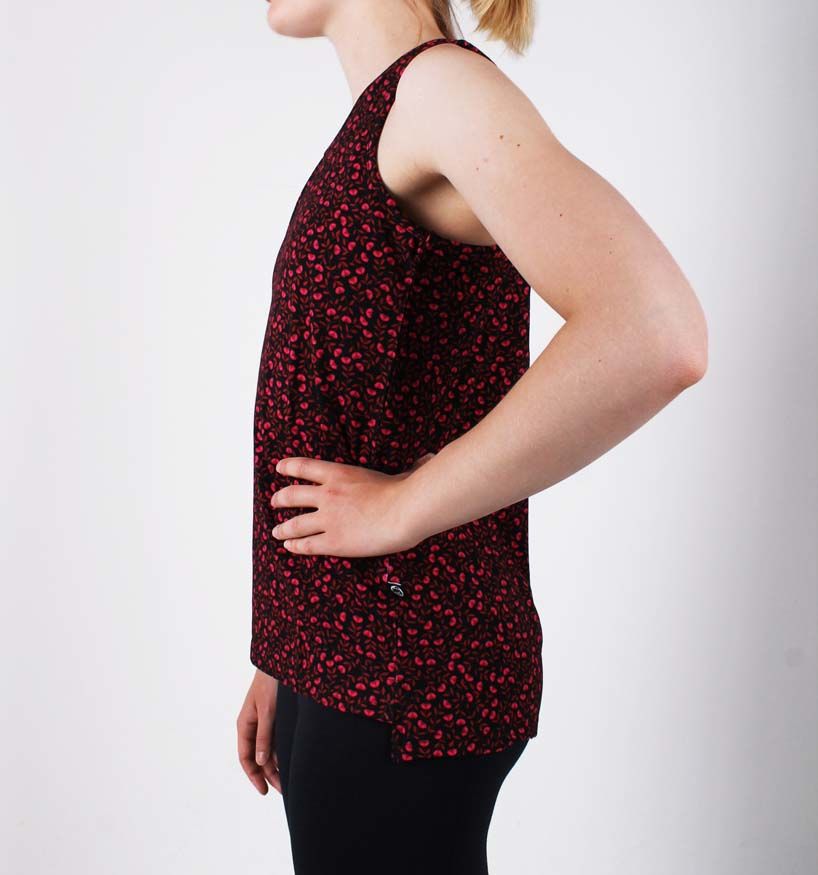 ESS - Workout Tanktop Dark Navy FLEURIE