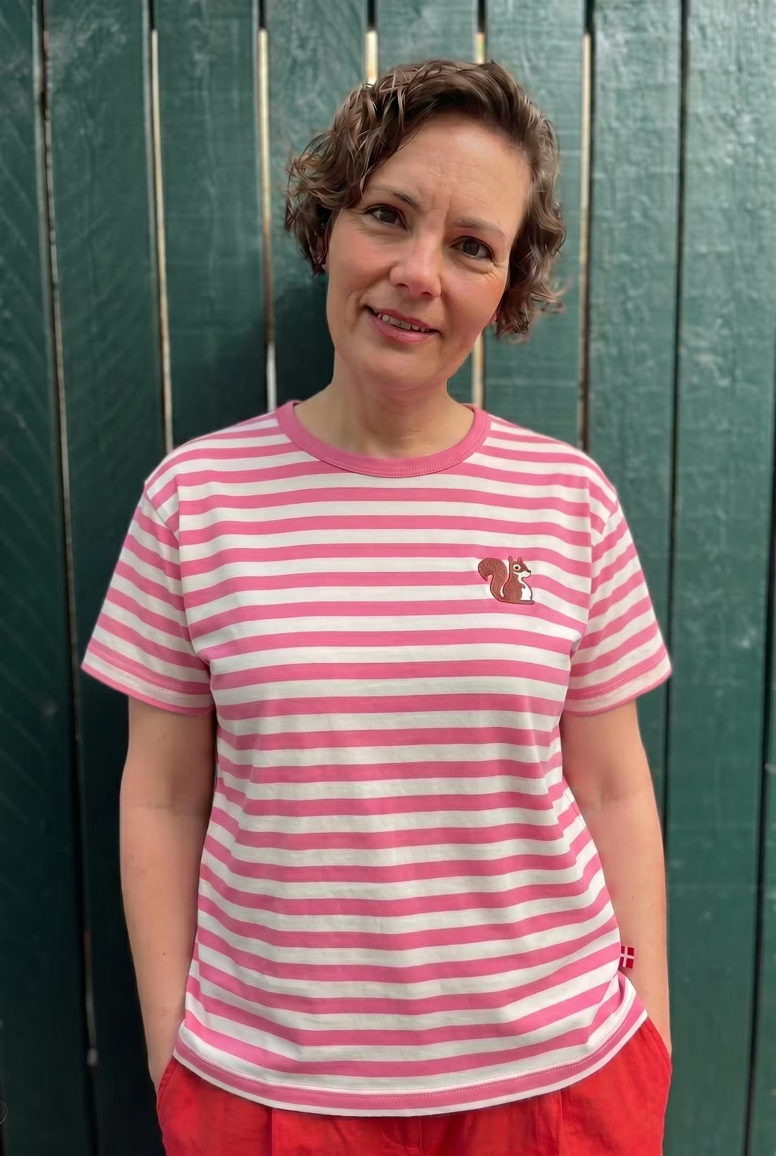 Danebasic Boxy Stripe Tee Soft Cherry/Light Beige EGERN