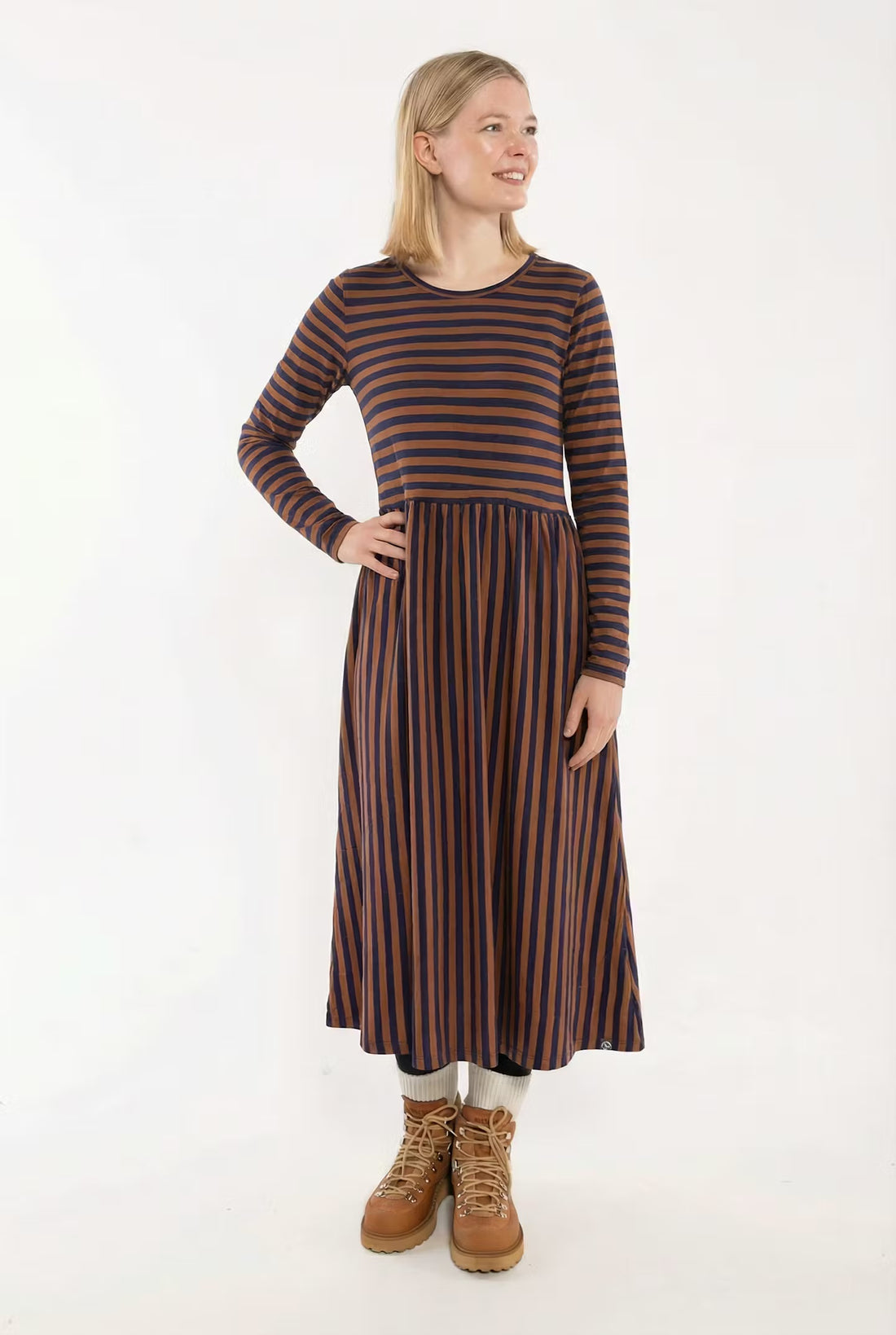 Danekroeyer Modal LS Dress Tobacco/Dark Navy