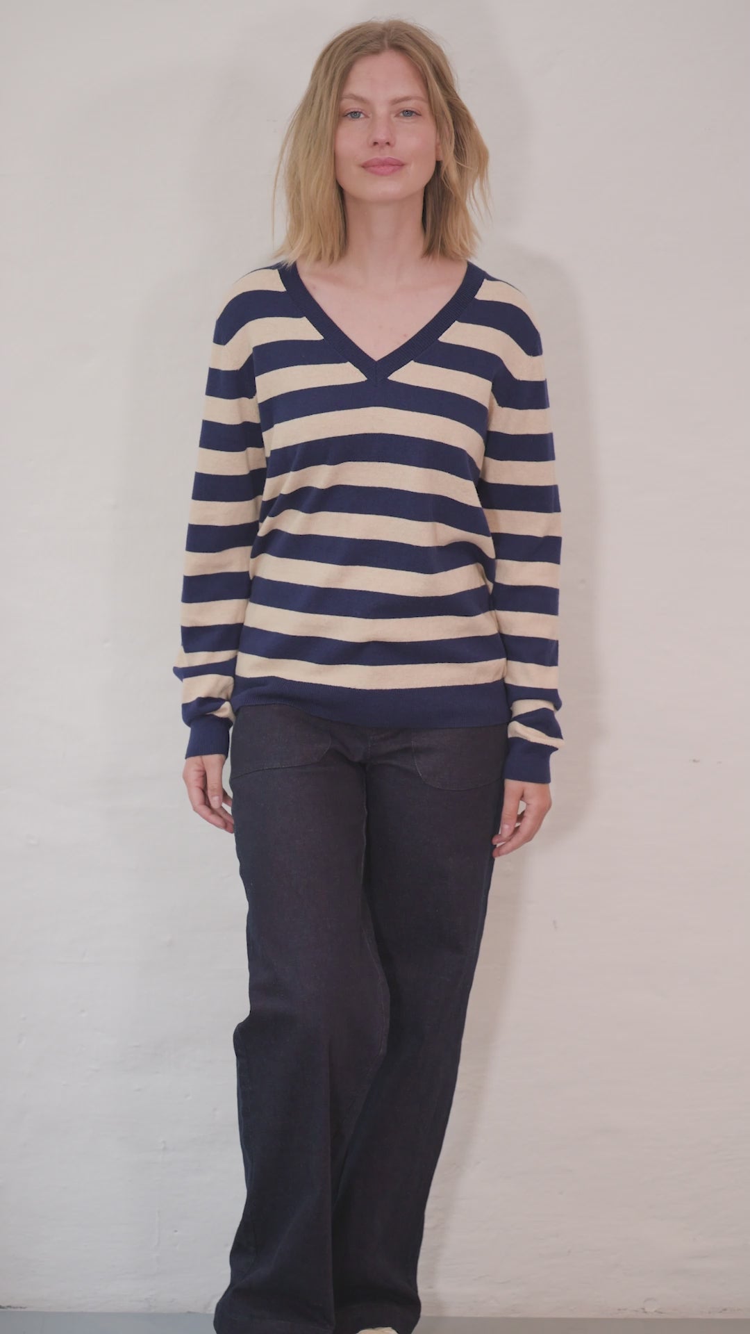 Danesaint Wool-Mix Sweater Dark Blue/Light Beige