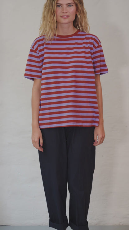 Danebasic Boxy Tee Light Lilac/Chili