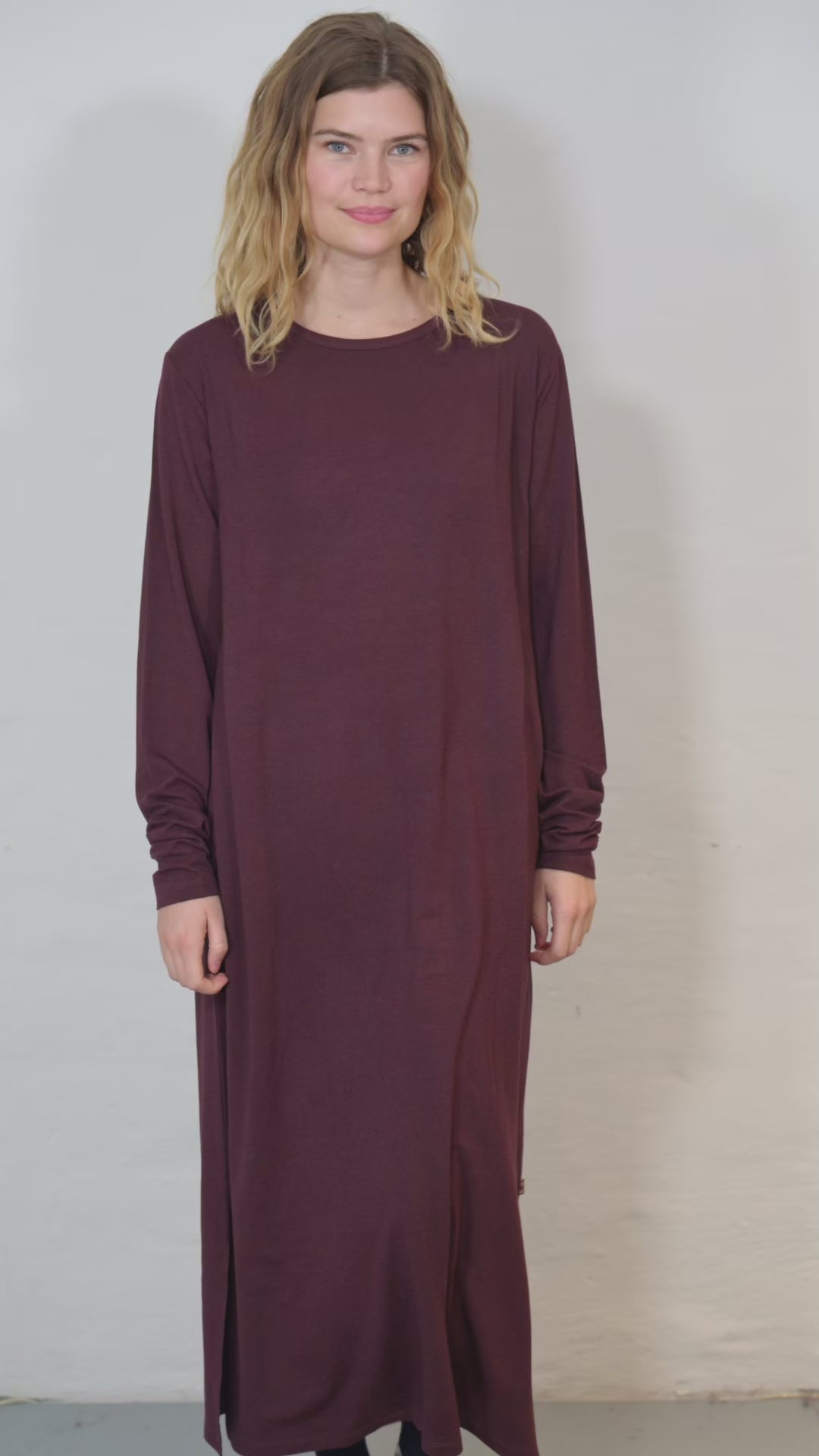 Danesweet Wool LS Dress Dark Wine