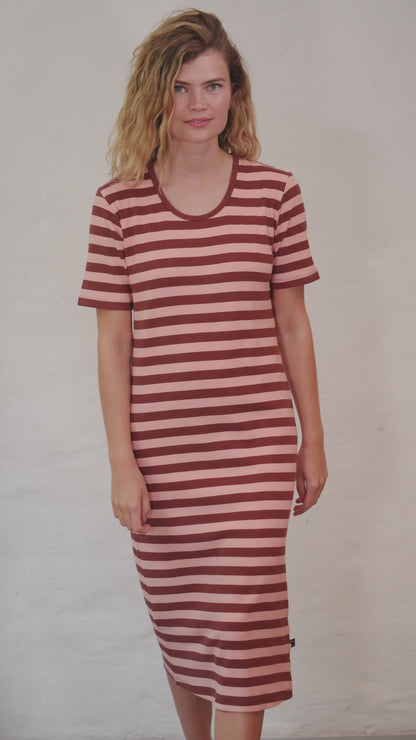 ESS - Danesister SS Dress Dk Brick/Powder