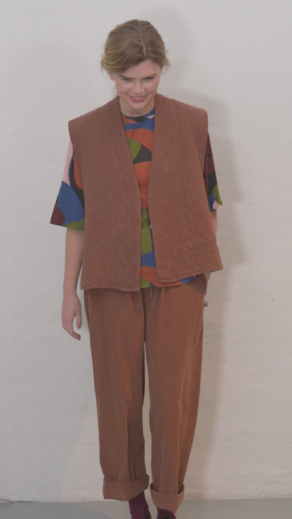 Danevibeke Quilt Vest Brown