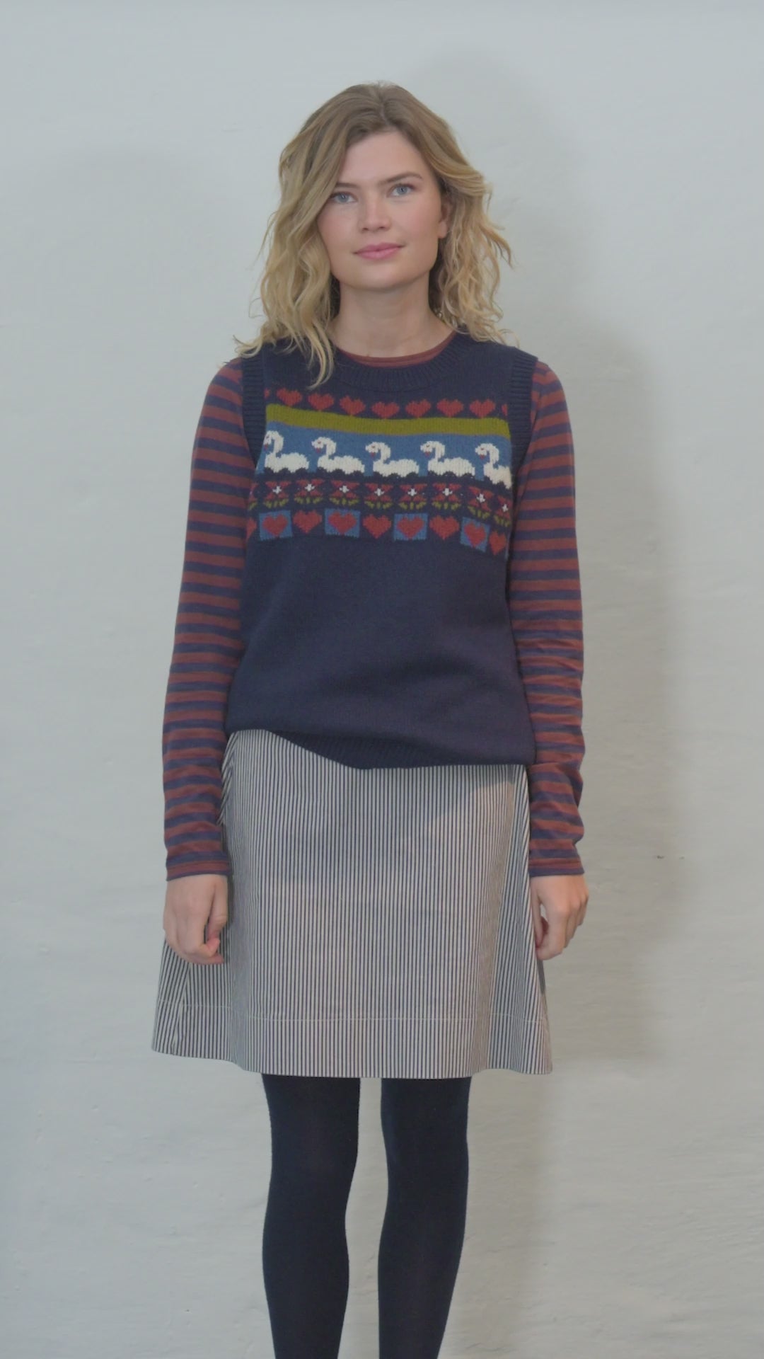 Danecuddle Wool Vest Dk Navy