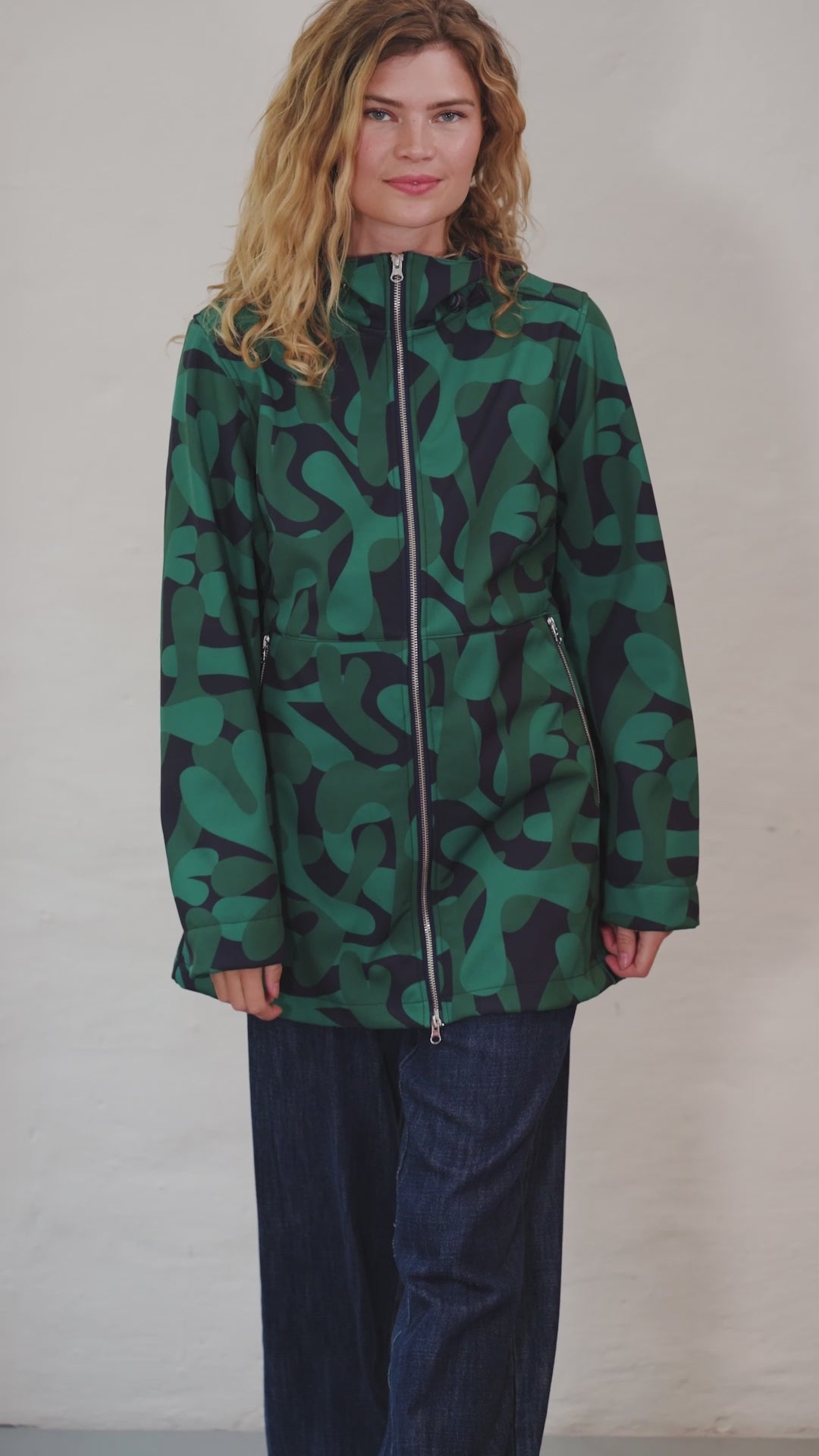 Danelandscape Softshell Jacket Dark Green LAVALAMP