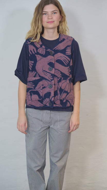 Daneblues Cord AOP Vest Black/Dark Wine BIRDIEUP