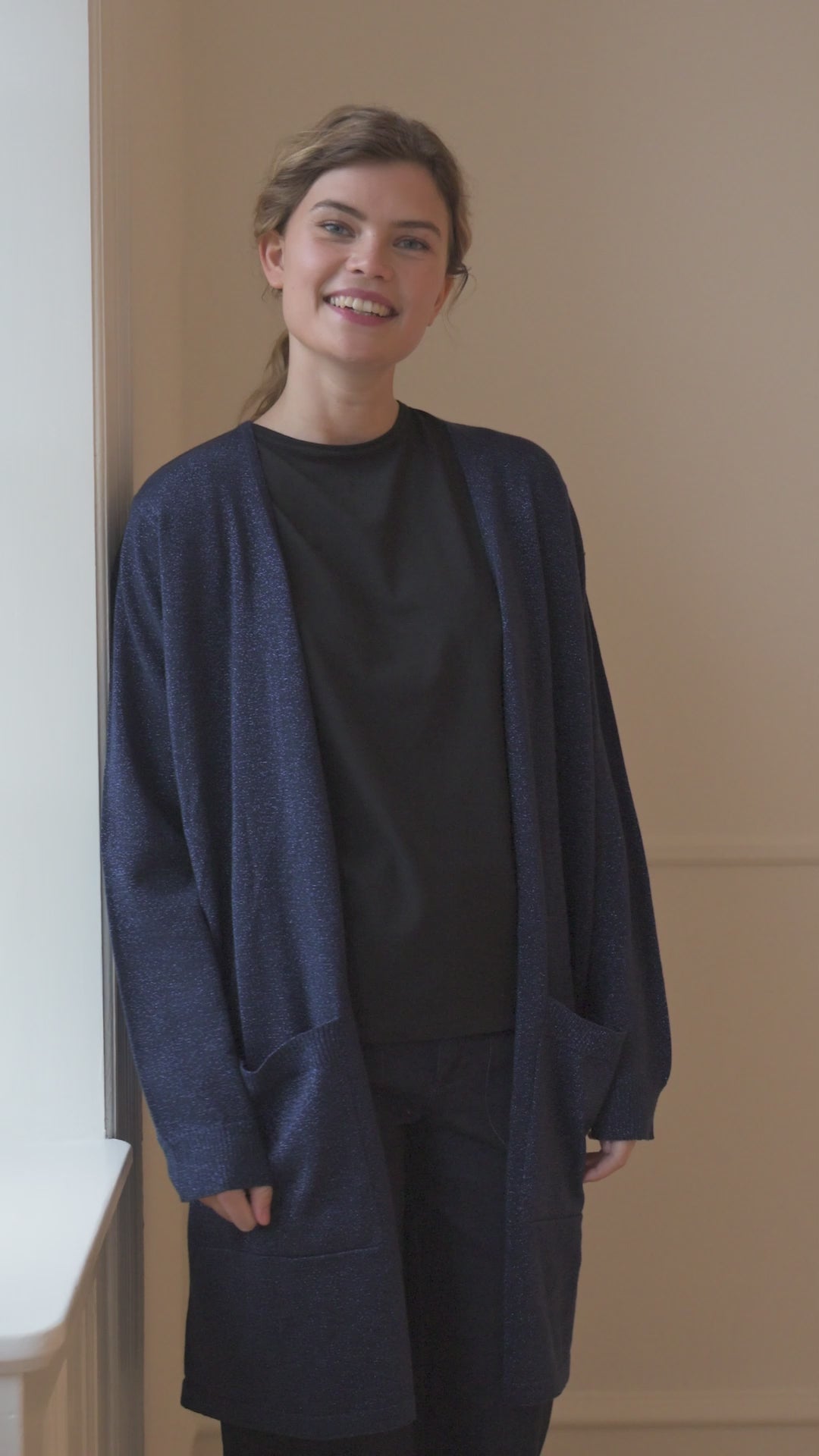 Danoffice – Glitzer-Cardigan in Dunkelmarineblau