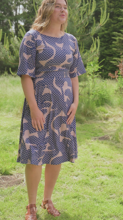 Daneviborg Modal SS Dress Quail/Dark Blue HALFTONE