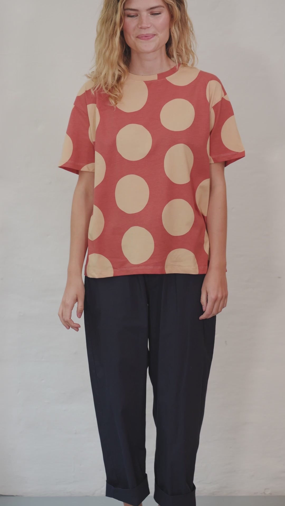 Danebasic Boxy Tee Aragon/Nougat MEGADOTS