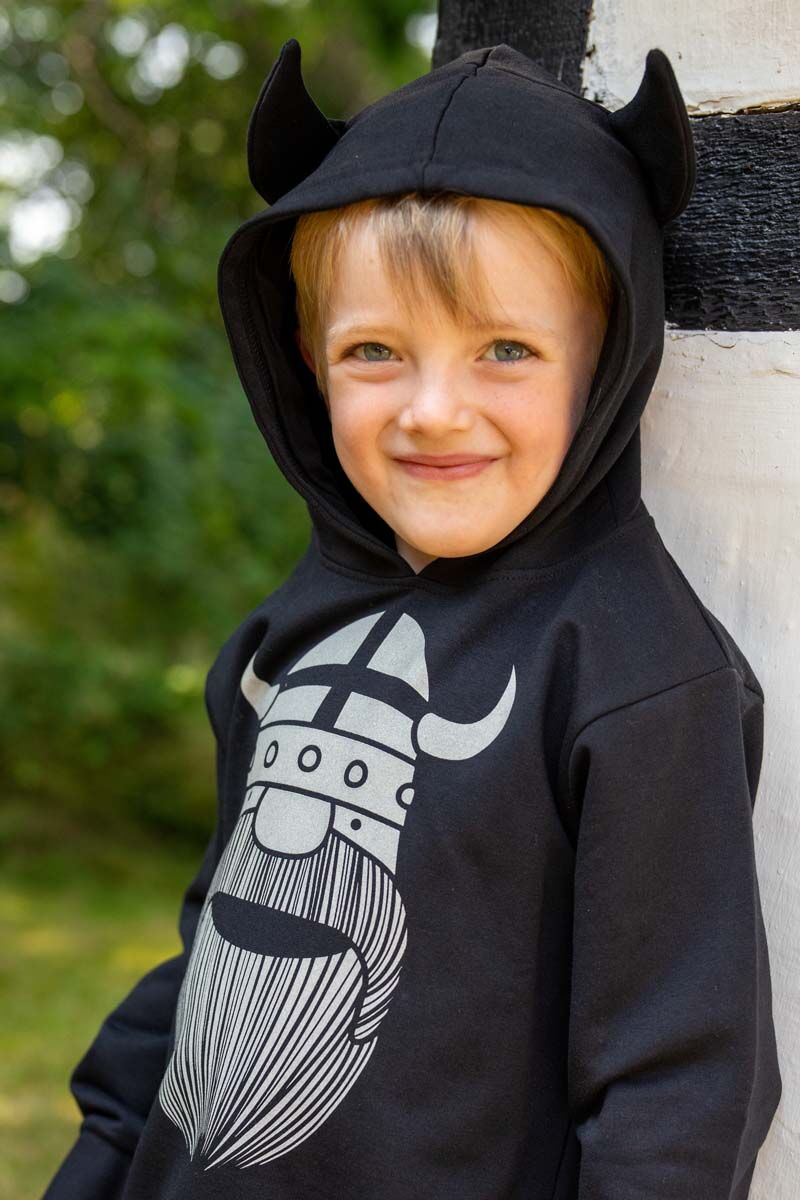 Sweater til børn med viking og horn 